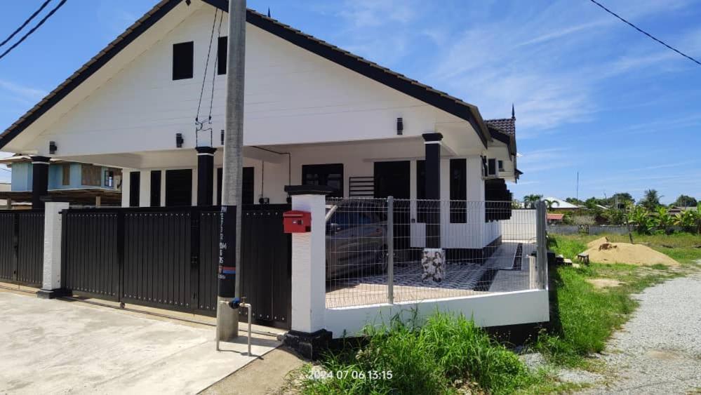 Hadeera Minimalis Family Homestay Kuala Terengganu Exteriér fotografie